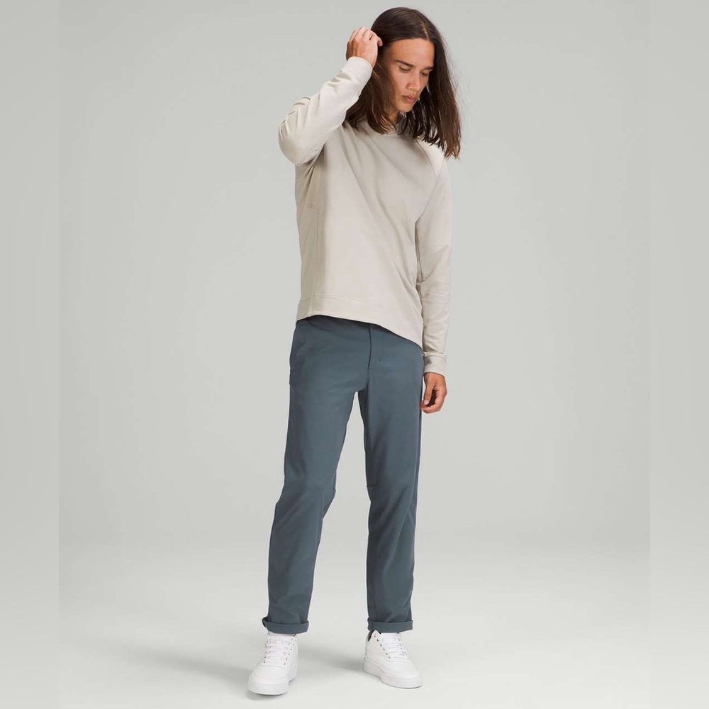 Lululemon Commission Classic-Fit Pant - 40
